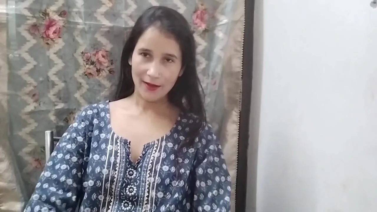 Makan Malkini Ko Ghar Me Akale Dekh Kar Pel Diya