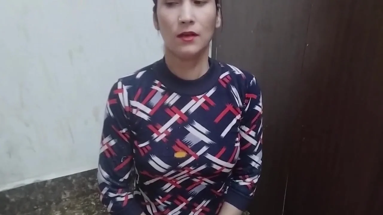 Kisi Ke Na Rahne Par Little Stepsister Ko Pel Diya