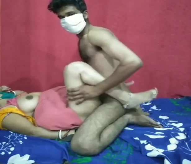 Indian Married Bhabhi Has Sex With Devar At Midnight - Devar Bhabhi