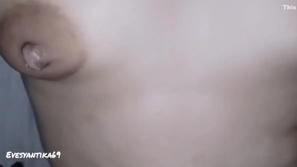 Fucking A Beautiful Female Student 18+ With A Chubby Pussy. Until Crot In Pussy Sighs Loud