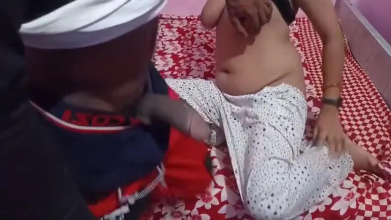 Boyfriend Ko Bulakar Ladki Ne Gand Marwayi