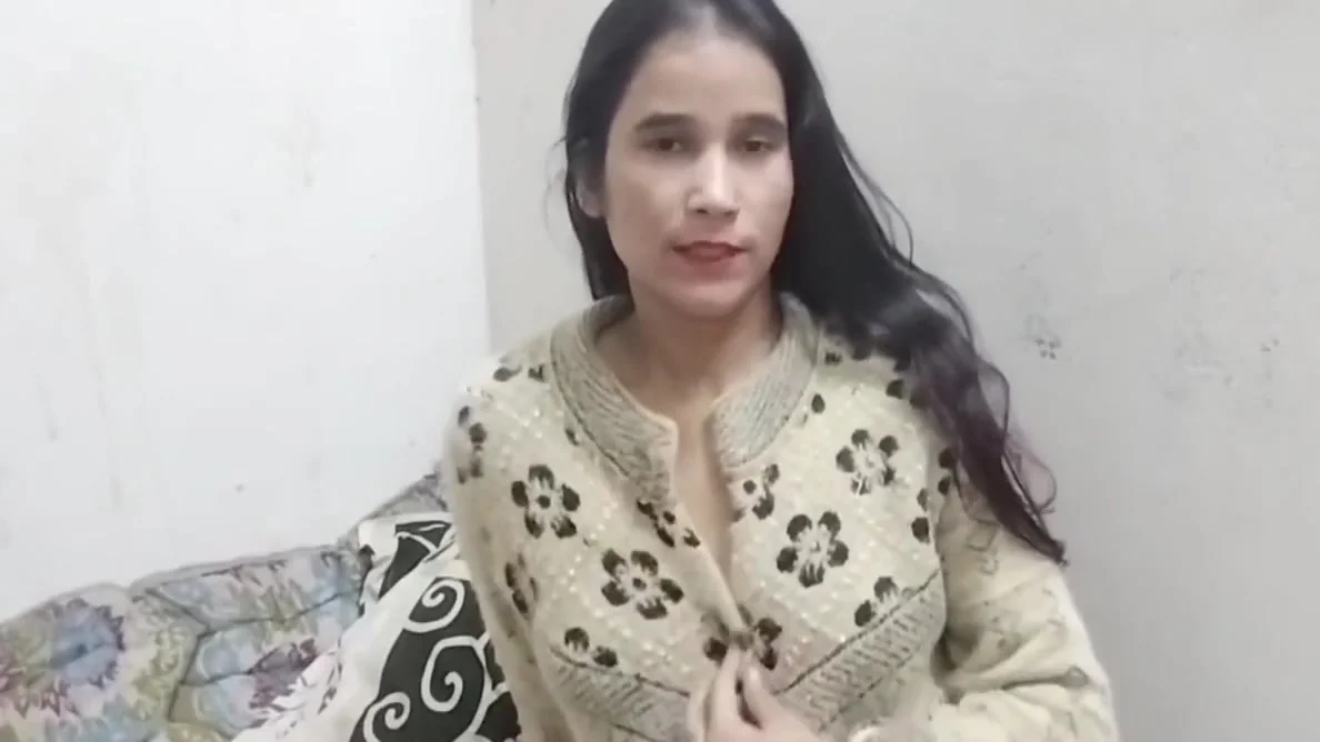 Muslim Girlfriend Ko Bathroom Me Patak Ke Jabar Dasti Pela