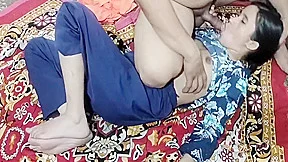 Indian College Girl Ne Apne Boyfriend Ko Ghar Bulaya