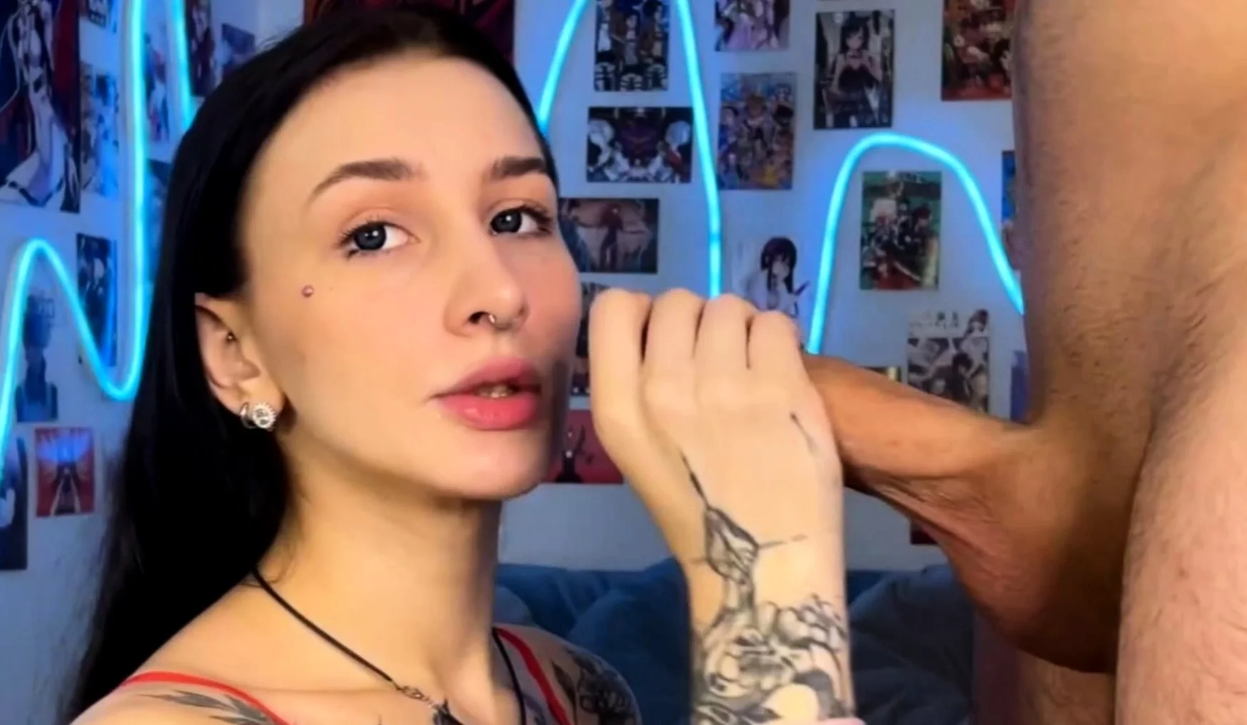 Tattooed Woman Sucks Dick Before Getting Ass Fucked