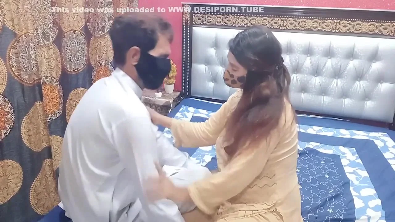 Indian Desi Bhabhi Kam Krti Thak Gai Dever Ny Lund Chut Mai Thok Diya Big Boobs Indian Desi Aunty Sex