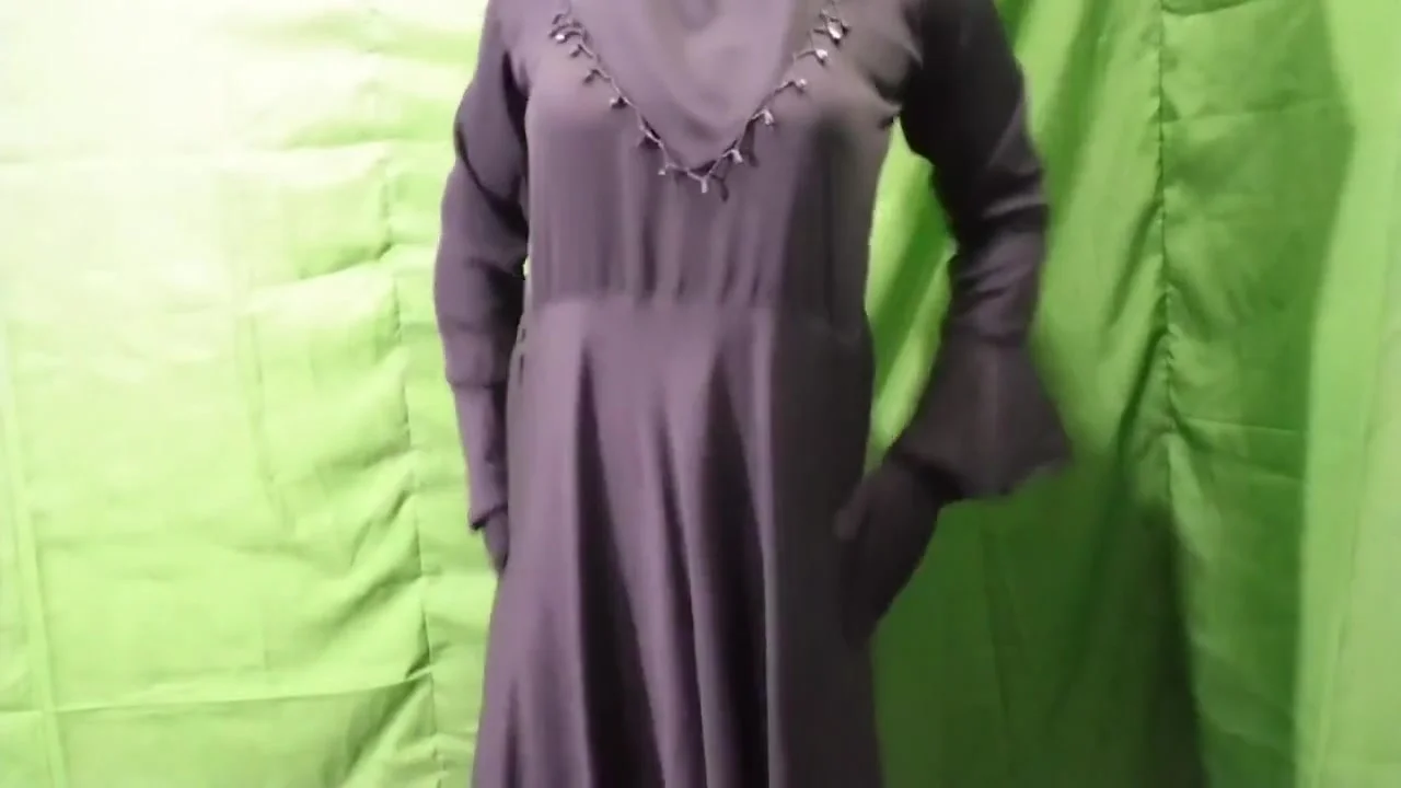 Muslim Hijabi Beautiful Bhabhi Dancing And Masturbating