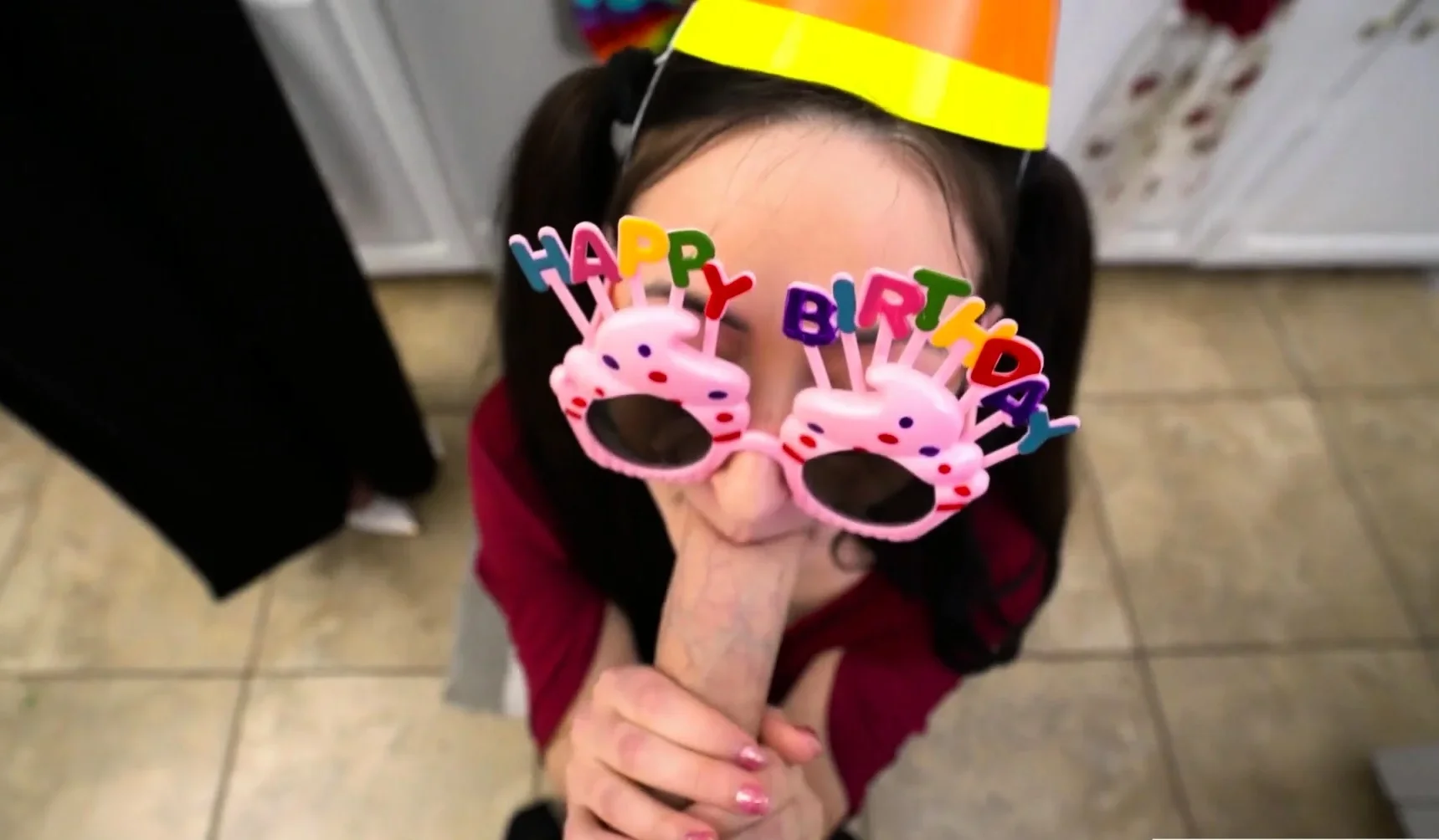 Mature mom and sis gave BJ for birthday