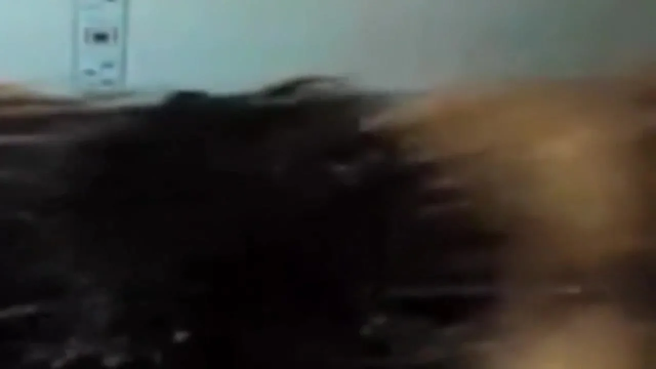 Desi Indian Girlfriend Busy With Boyfriend And Showing Her Naked Body