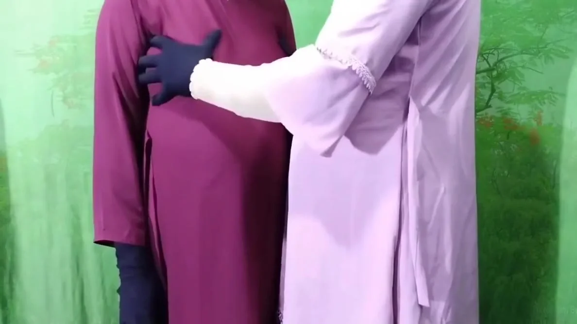 Virgin Pussy Fell In Love And Got Fucked - Clear Hindi Voice