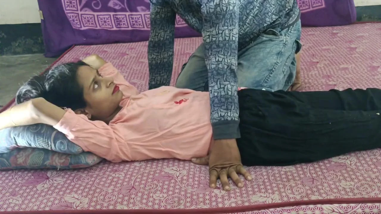 New Deshi Hot Bhabhi Parnita Sex In Room