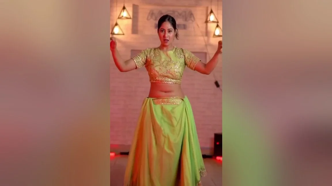 Huge Boob Gal Can Take A Deep Raw Dicking - Sarah Arabic