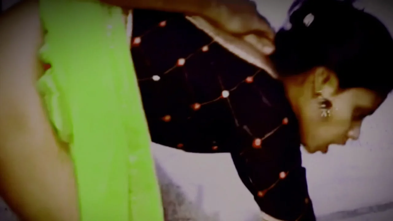 Neighbors Stepsister-in-law Called In The Room And Left It In Full Hindi