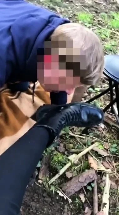 Amateur Foot Fetish Girlfriend Sucks and gives a Footjob