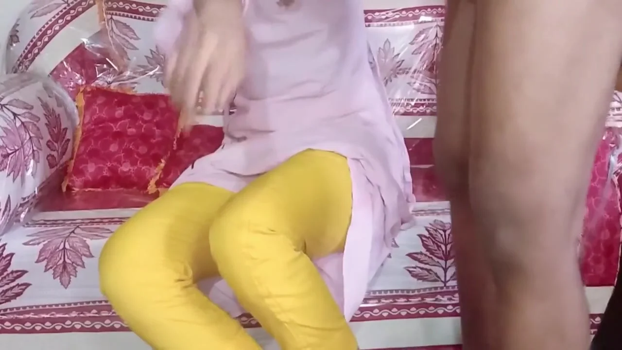 New Sex Video With Attractive Beautiful Indian Girl