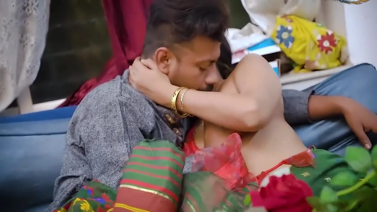 Desi Newly Married Wife Hardcore Fuck With Her Ex Bf After Marriage At Home Full Movie ( Hindi Audio )