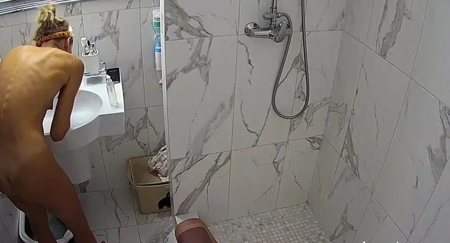 Amateur blonde fucked on cam