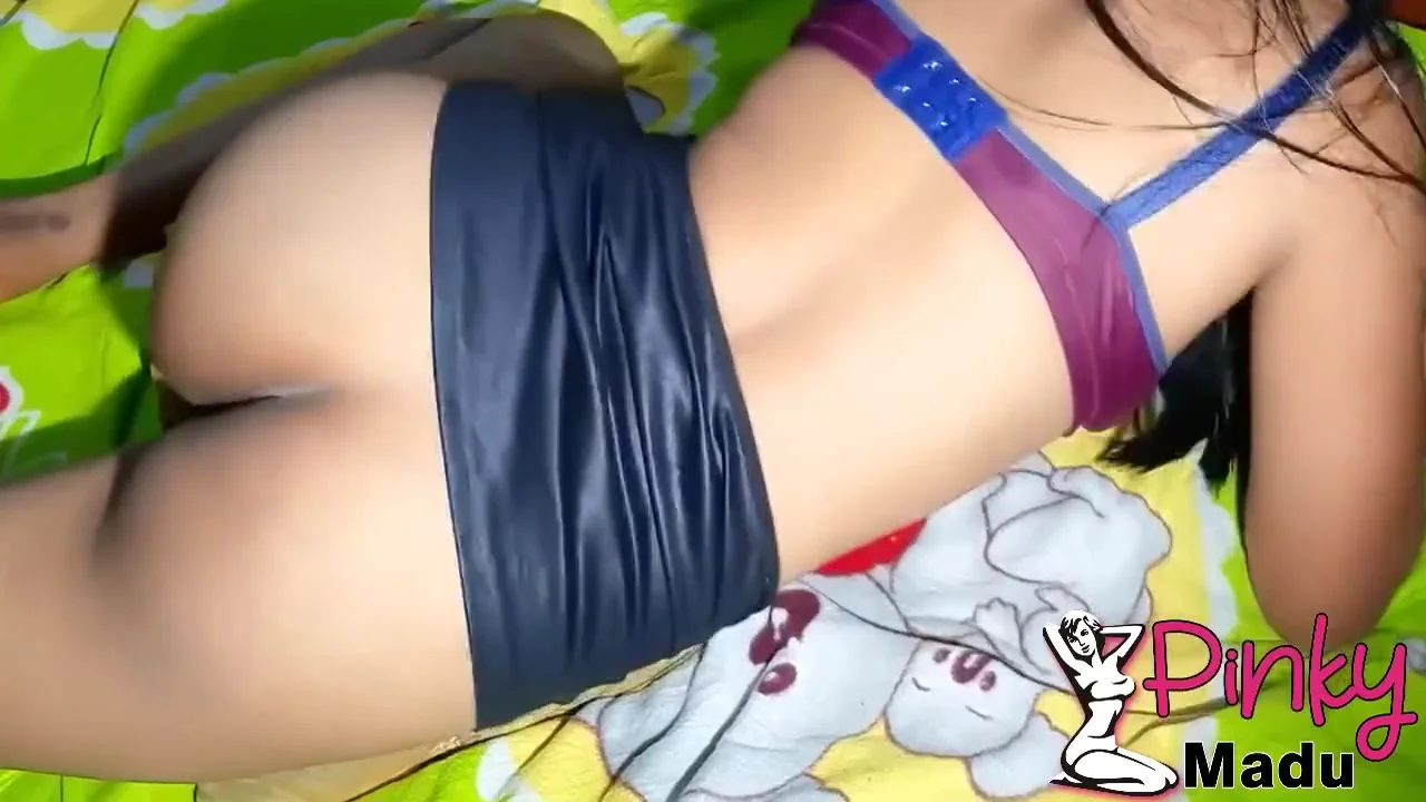 He Kissed Her Lips Well And Fucked Her Pussy Harder