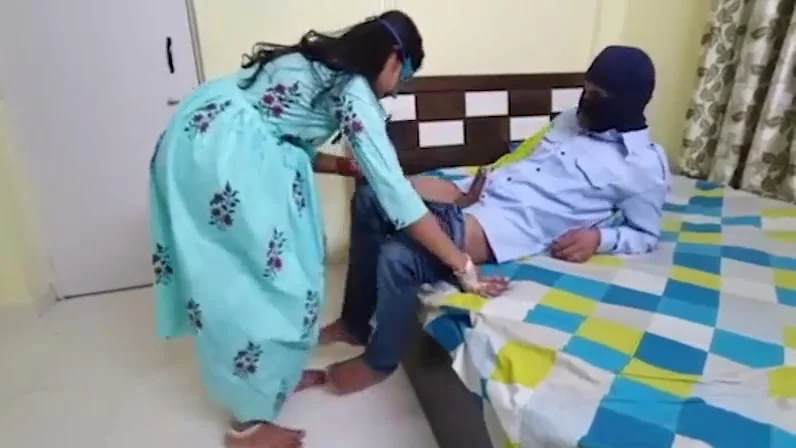 Desi Bhabhi, Indian Bhabhi And Indian Desi Bhabhi In Chuakidar Ko Ghar Bulakar Karwai Jabardsti Chudai