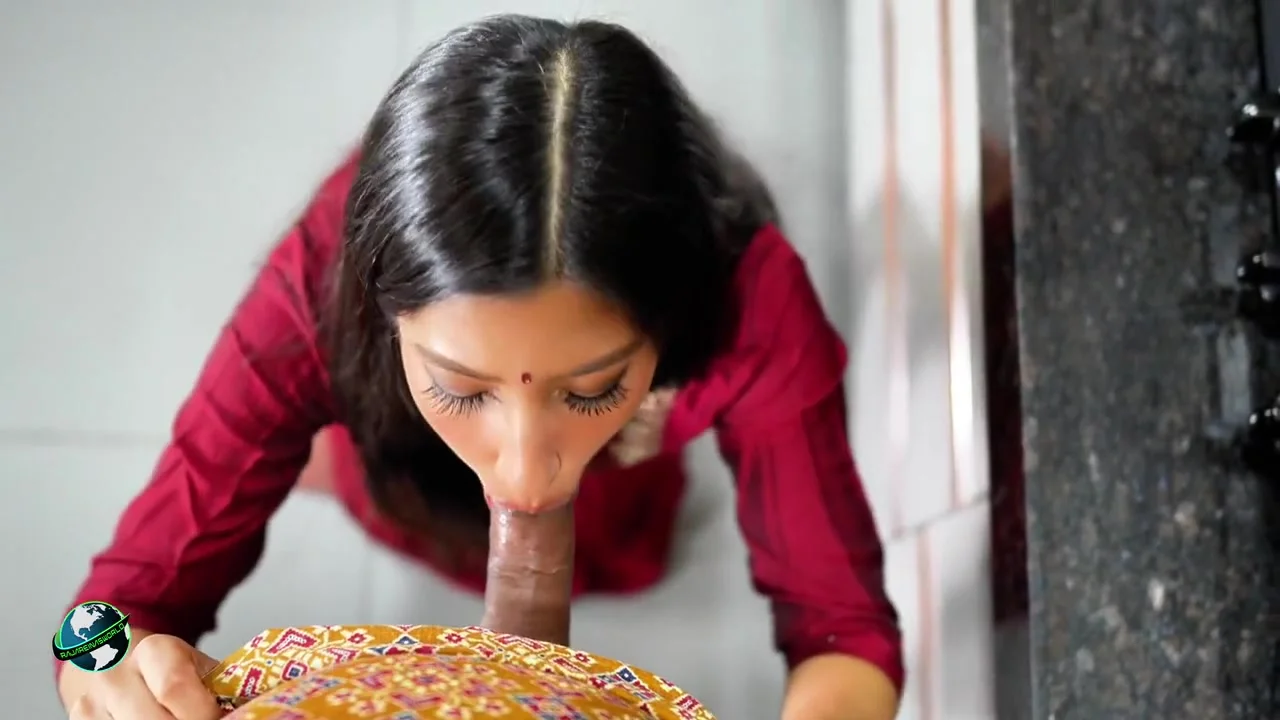 Rikki Lee In Indian Guy Teaches Slutty Latina The With A Cum Facial!