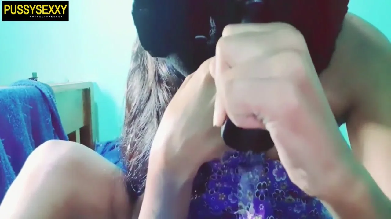 Sri Lankan In Village Girl Playing Dildo ත්ත කෙල්ලගේ හොර ඩිල්ඩො එක