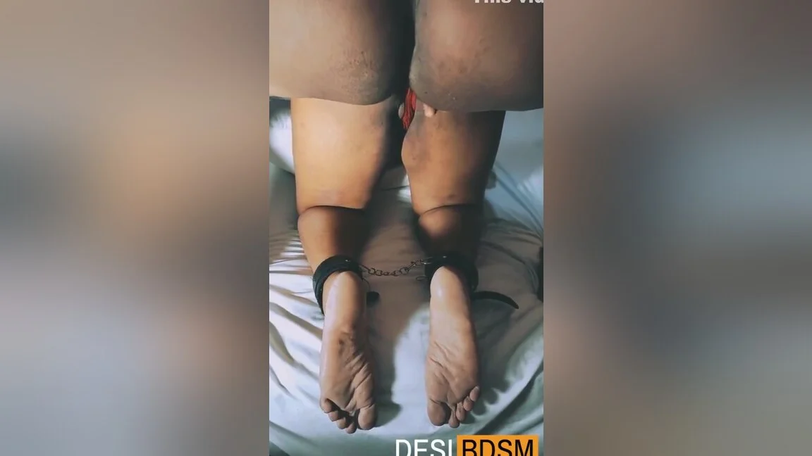 Dogy Style Mobile Click බිරිදs සමග පසු පස ආර