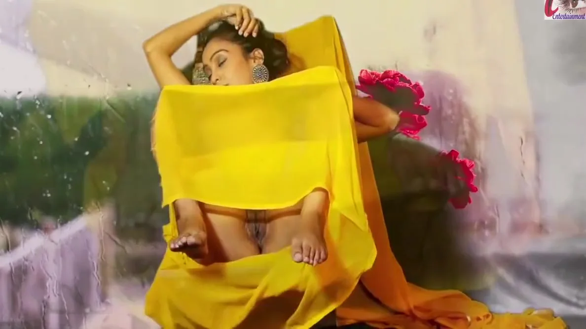 Desi Girls In Yellow Sarees Lose Their Tops