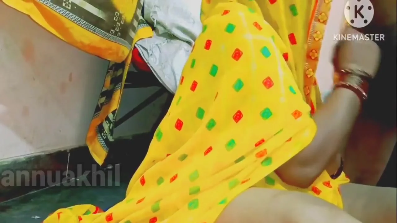 Desi Indian Mousi Ko Uske Bete Ne Chod Diya Sauteli Mousi Ki Chudai Hardcore Doggy Style Hindi Story