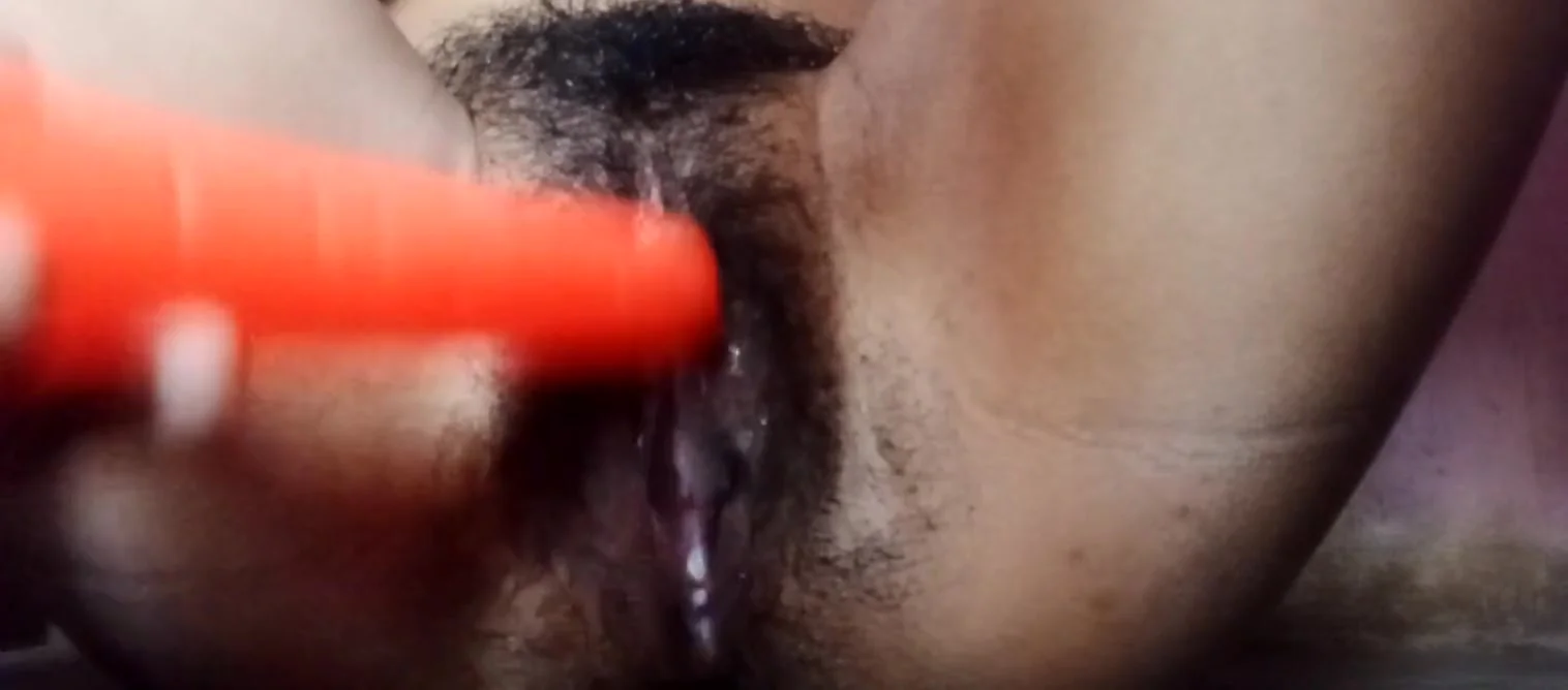 Indian Desi Hottest Aunty Play With Her Self 01