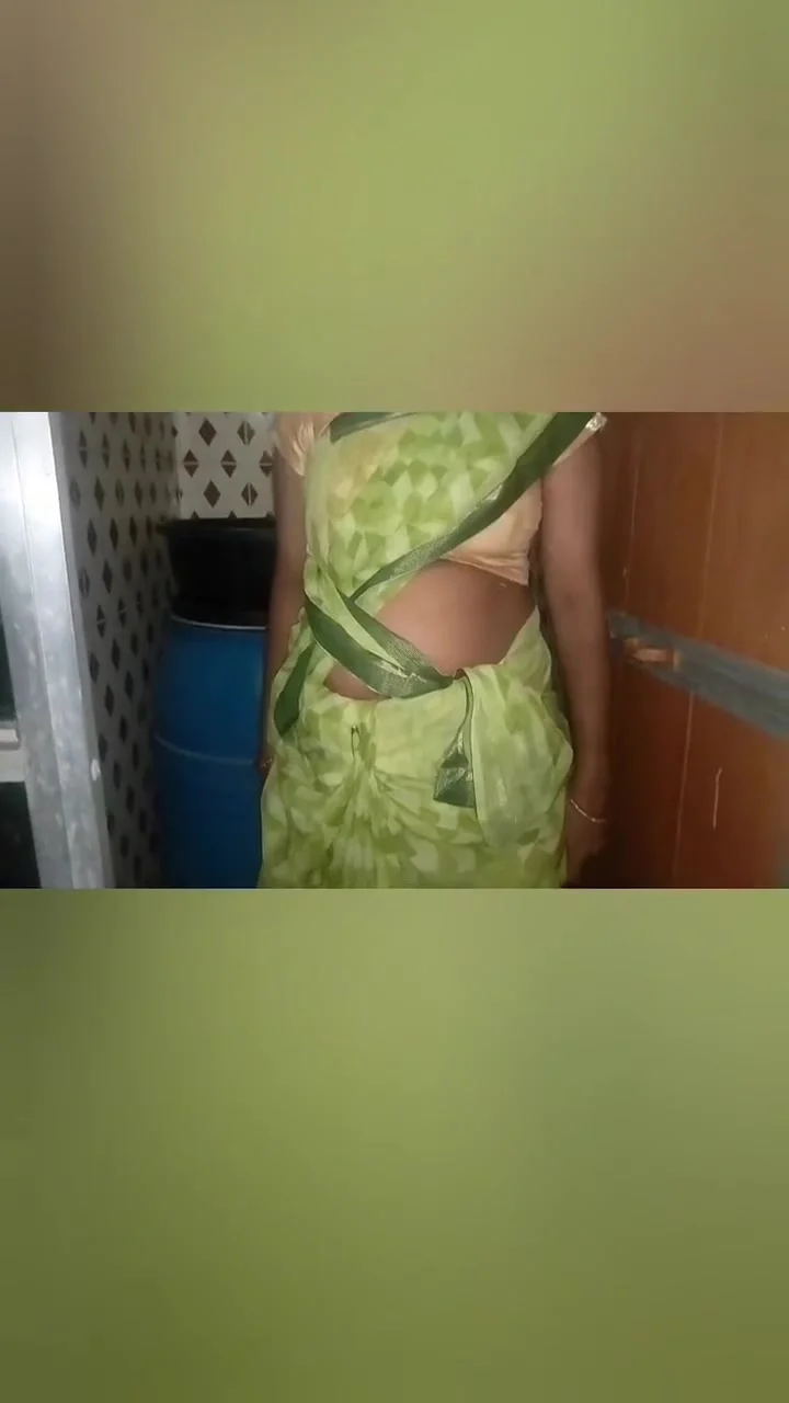 Indian Marathi Pissing While Her Husband Playing With Her Pussy & Bobbs