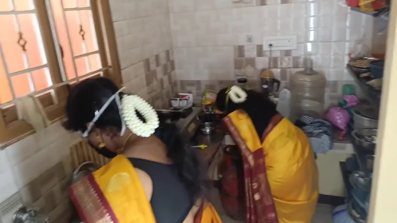 Housewife With Stepsister Kitchen Fucking