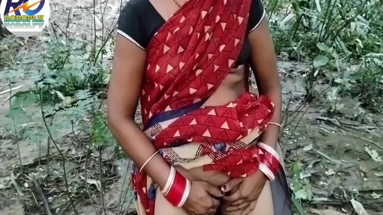 Fast Time Desi Neighbour Bhabhi Called To Fuck In The Jungle Red Saree Blouse Fuck In The Jungle Mangal Hindi Audio Claire Vaise