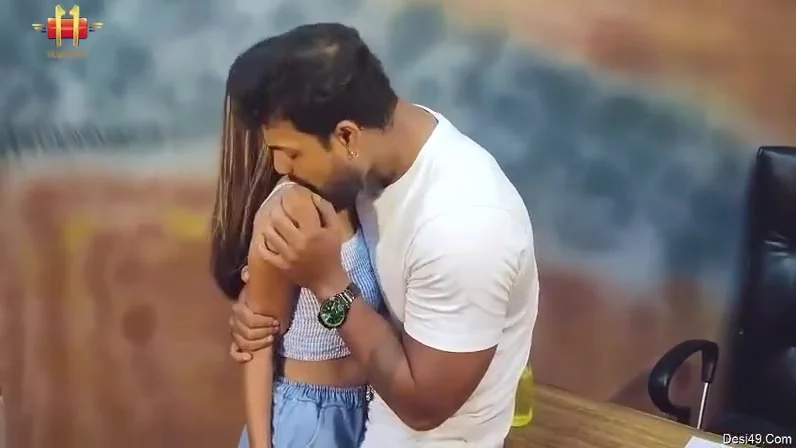 Hot Sexy Secretary Hardcore Sex With Her Boss In Office