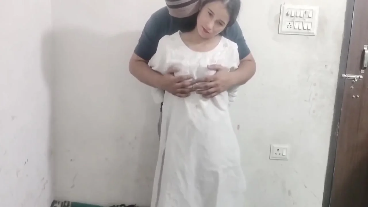 Muslim Girl Ko Paisa Deke Pel Diya