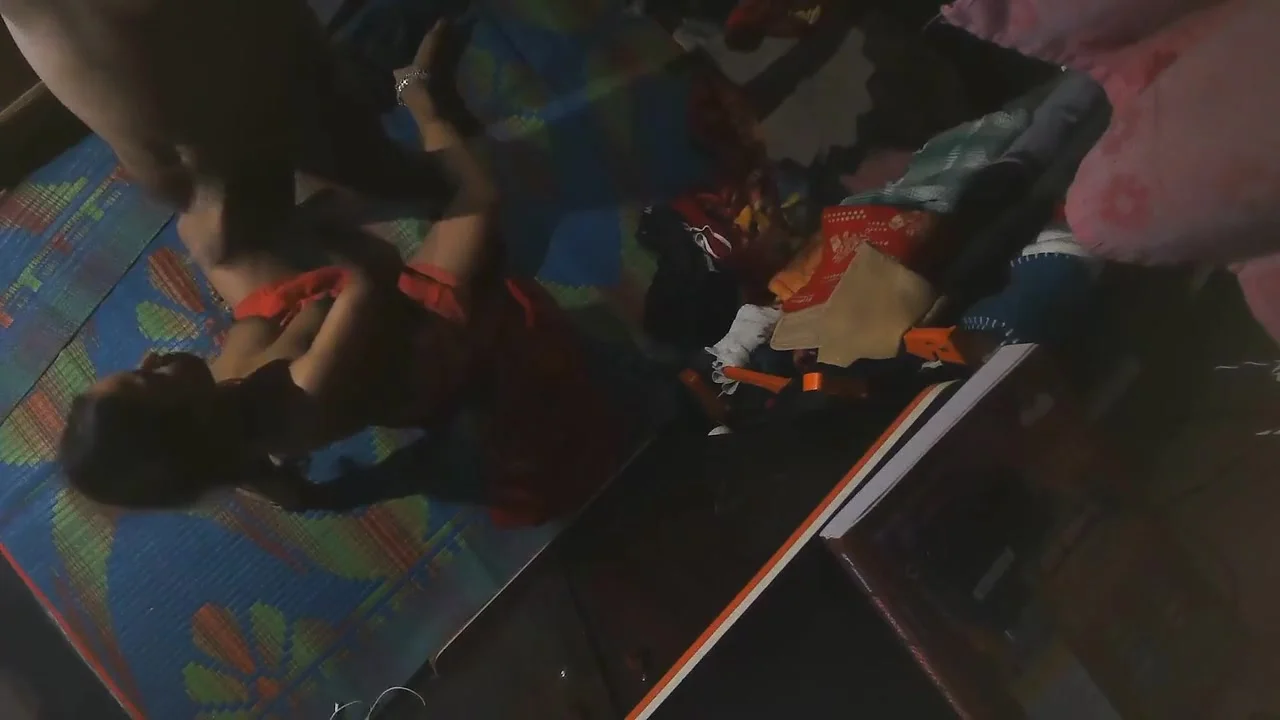 Boobs Bhabhi Sex With Landlord In Night