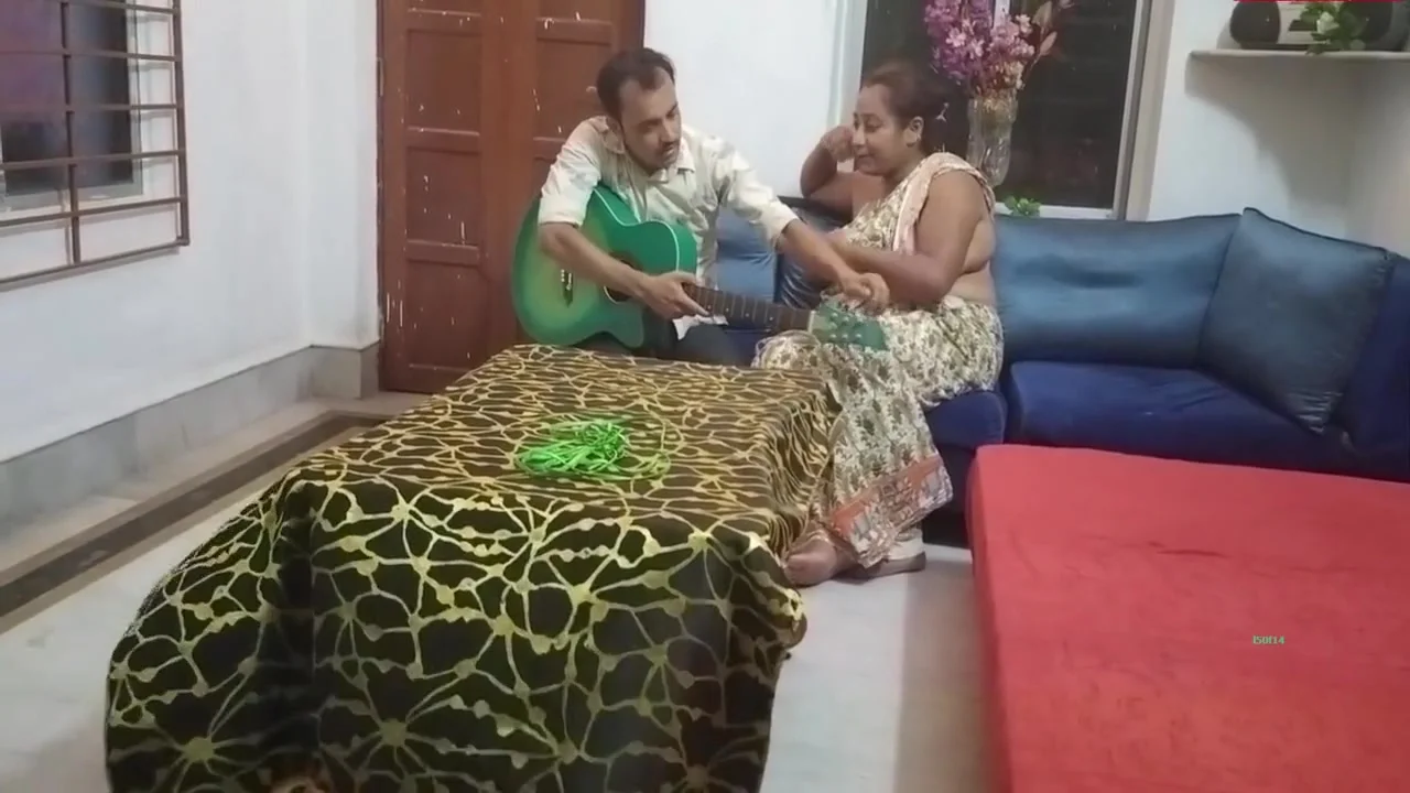 Beautiful Kamwali Bhabhi Fucking With Boss! Desi Xxx With Devar Bhabhi