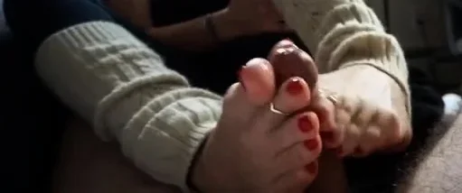 Teasing Toering Toejob From MILF In Legwarmers - Cum For Me