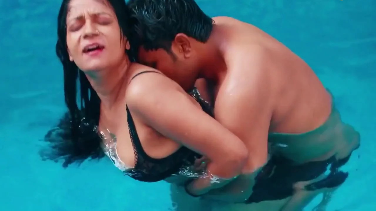 Stepbrother Enjoyed With His Stepsister In The Swimming Pool