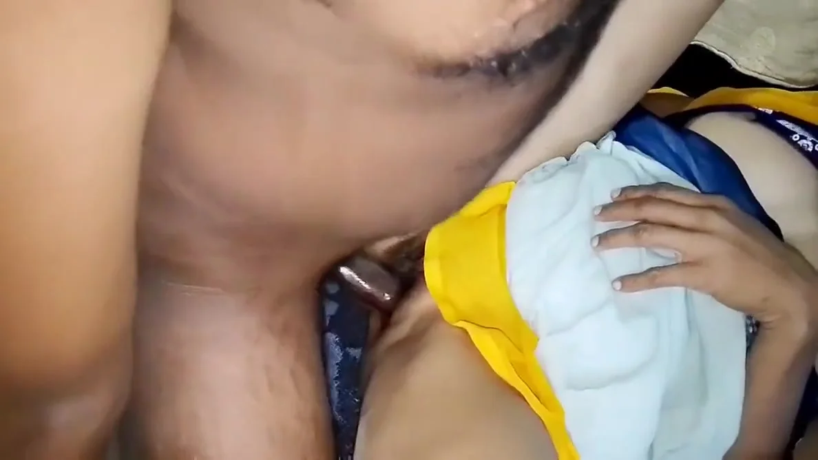 Hot Sexy Indian Desi Bhabhi Ki Chudayi Village Bhabhi Ko Jamkar Choda