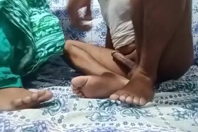 Indian Dasi Bahabi And Boss Sex In The Office 2755