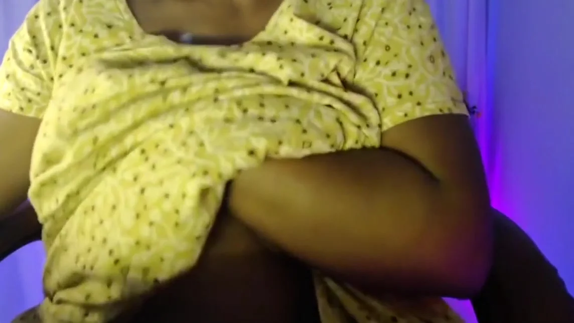 Hot Girl Desi Big Boobs Show Show Hot Nipple