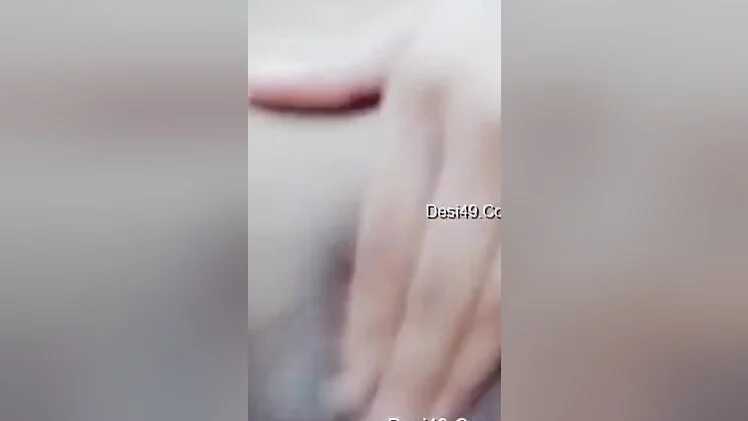 Today Exclusive- Horny Desi Bhabhi Fingering