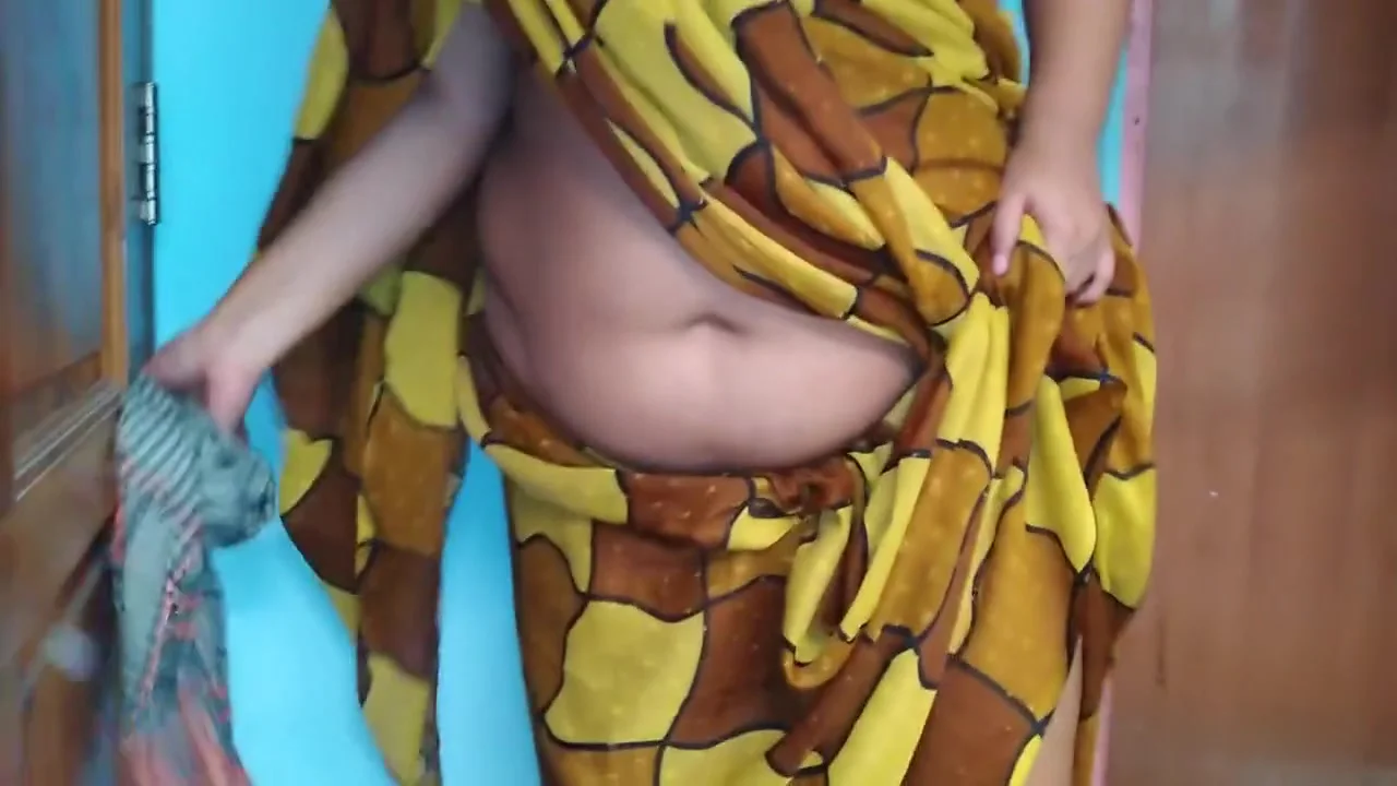 2024 (tamil Maid Ki Jabardast Chudai Malik Ke Beta) Indian Maid Fucked By The Owners Step son While Sweeping House - Huge Ass Cum