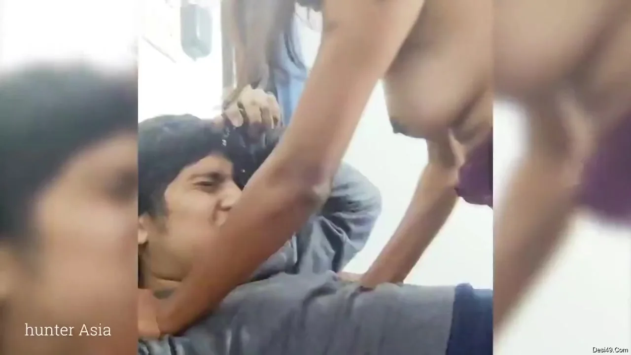 Desi Paid Randi Blowjob And Fucked