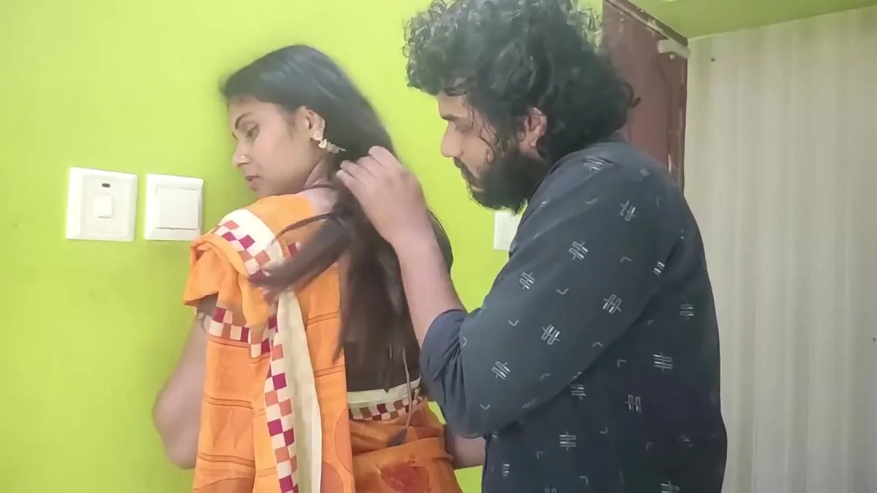 Valentine S Day - Vaishnavy And Sharun Raj Long Lip Lock , Mallu Couple Hot Lip Lock, Lip Lock In Saree, Saree Romance With Hot Lip Lock