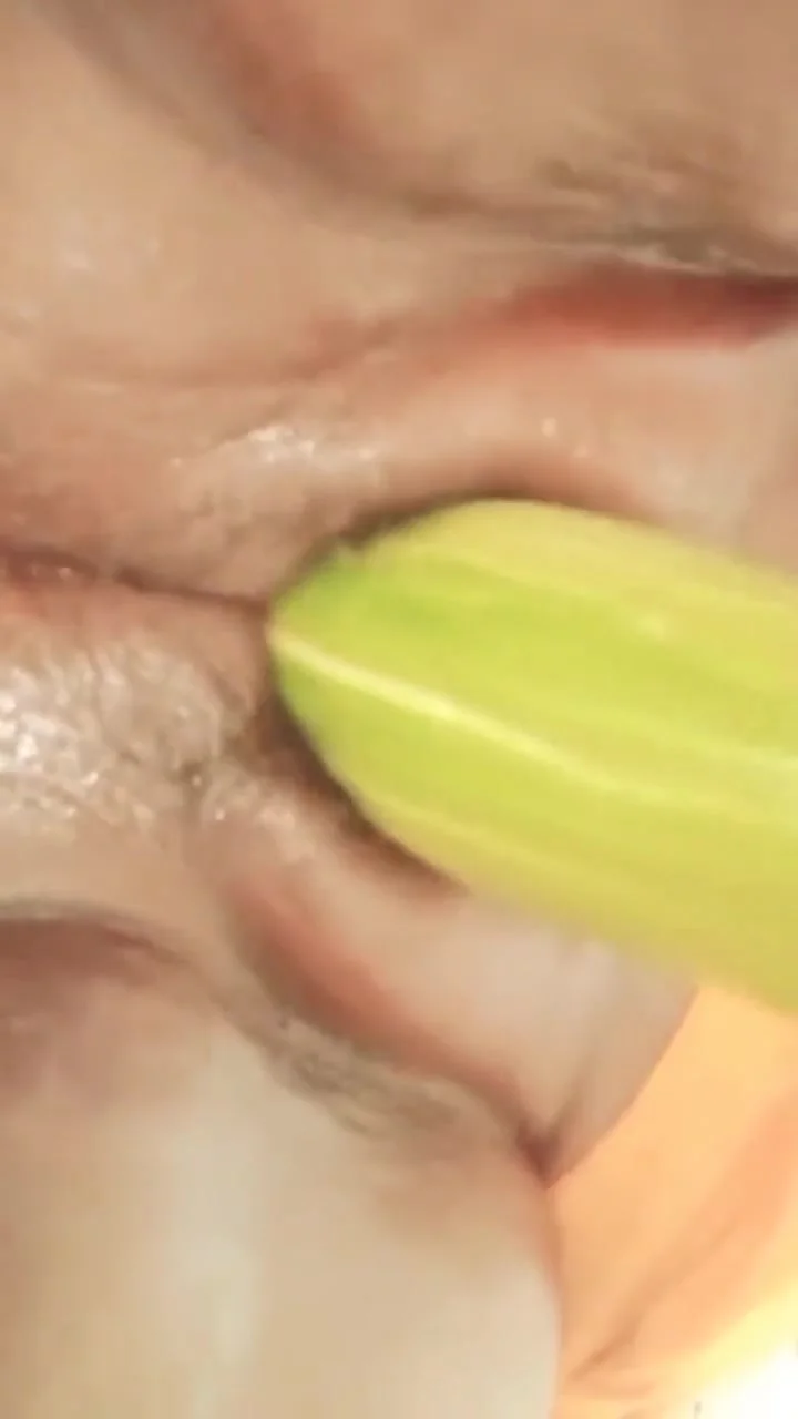 Desi Housewife Vina X82 Fucked In Boobs, Pussy And Mouth Then Peed