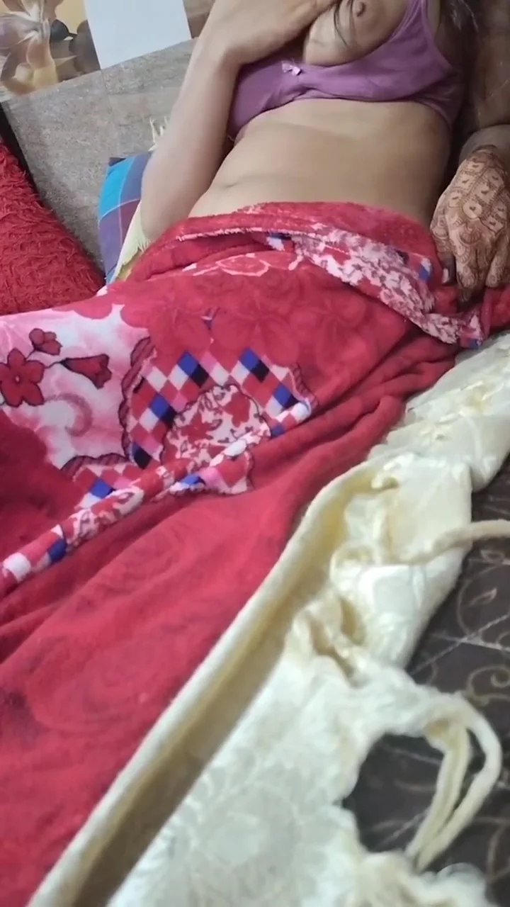 Simran Desi Girl Fingering