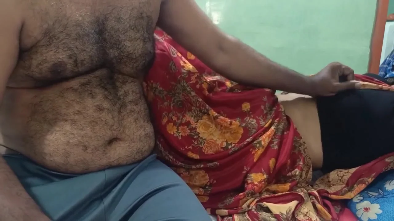 Make Home Made Saree Romance Viral Video In South India Viral Video With Home Make