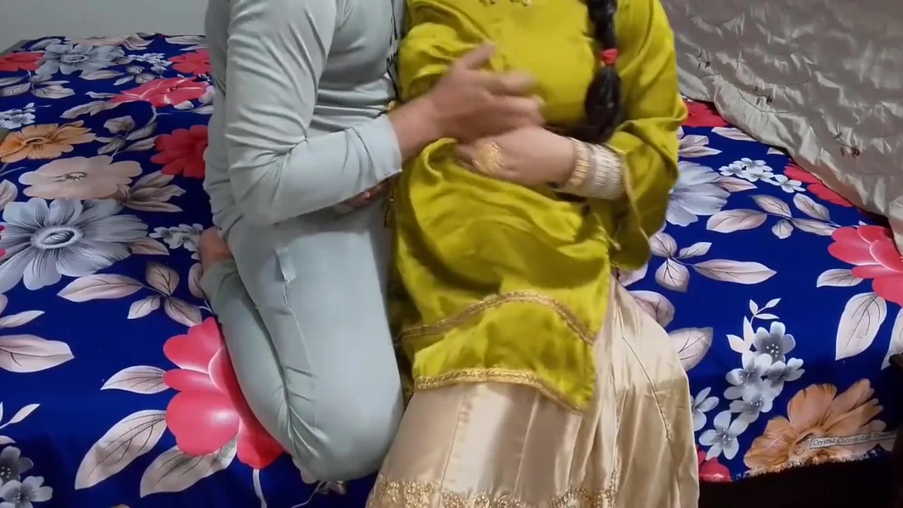 Home Alone Stepsister And Stepbrother - Desi Sex