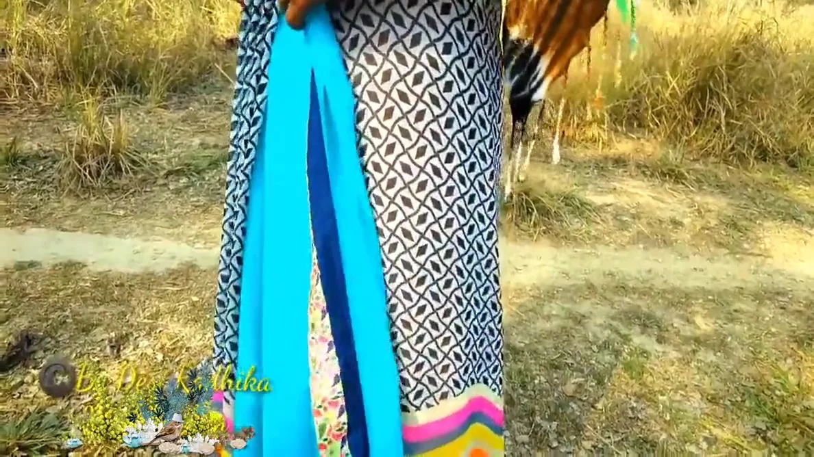 Outdoor Injoy Indian Dehati Bhabhi Nude In Sexy Saree Desi