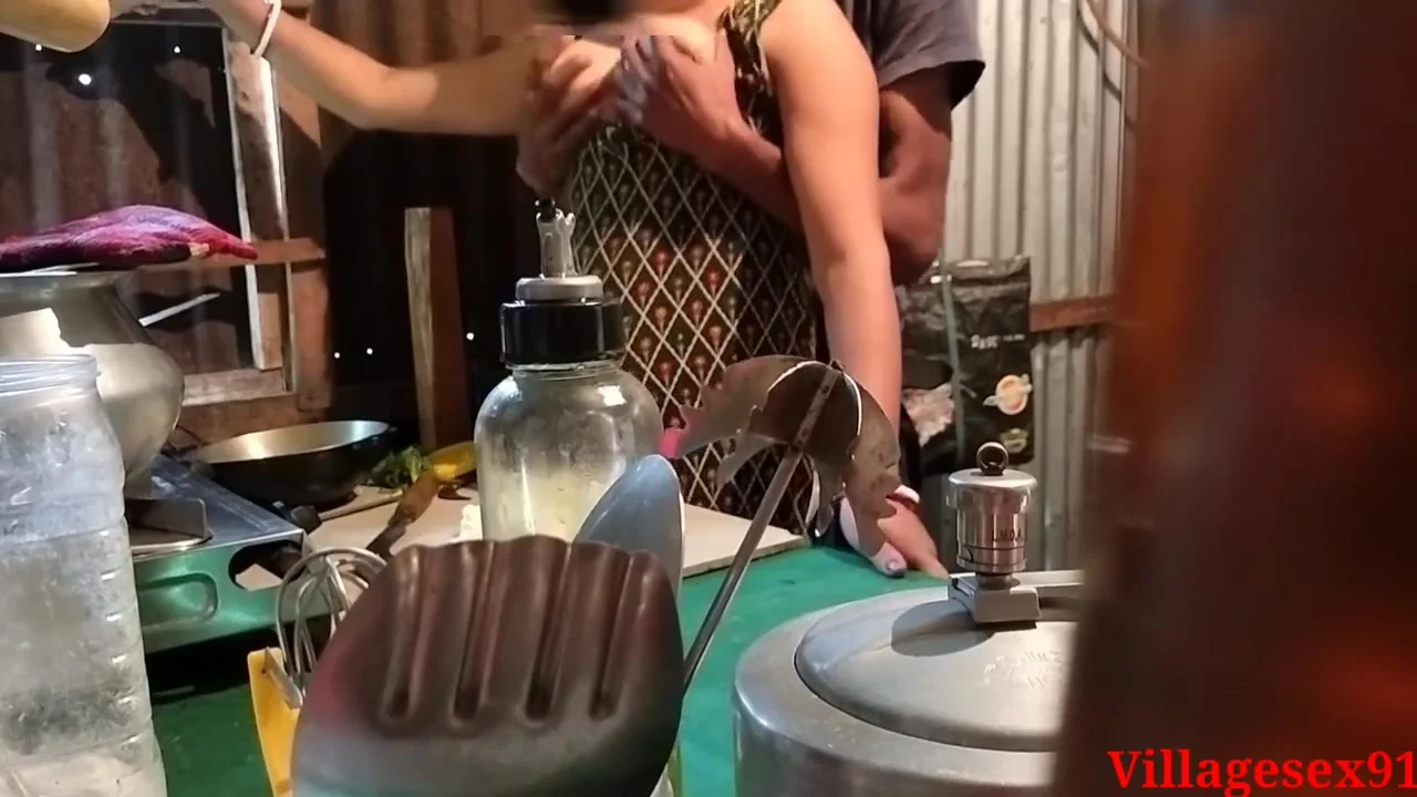 Angel Youngs - Kitchen Room Pe Le Jake Bhabhi Ki Chudai Kiya Hard Chudai